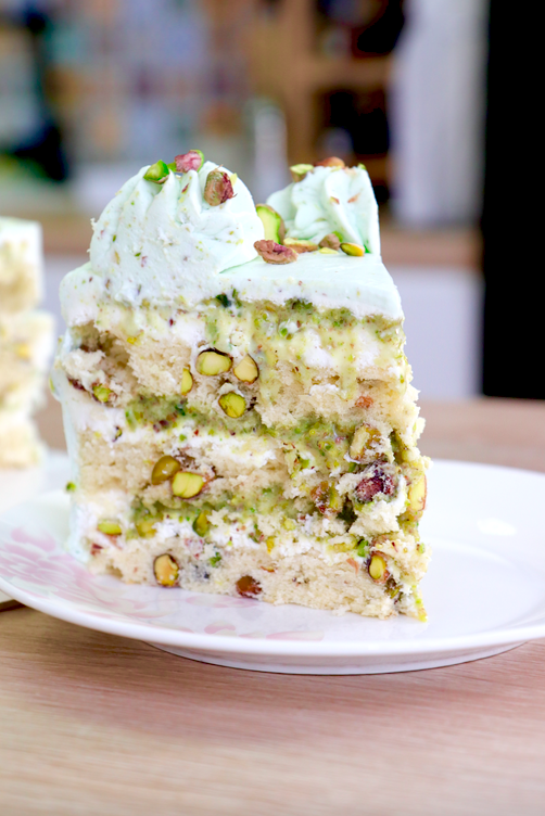 Фисташковый торт с малиной — рецепт с фото пошагово. Как сделать фисташково-малиновый торт?